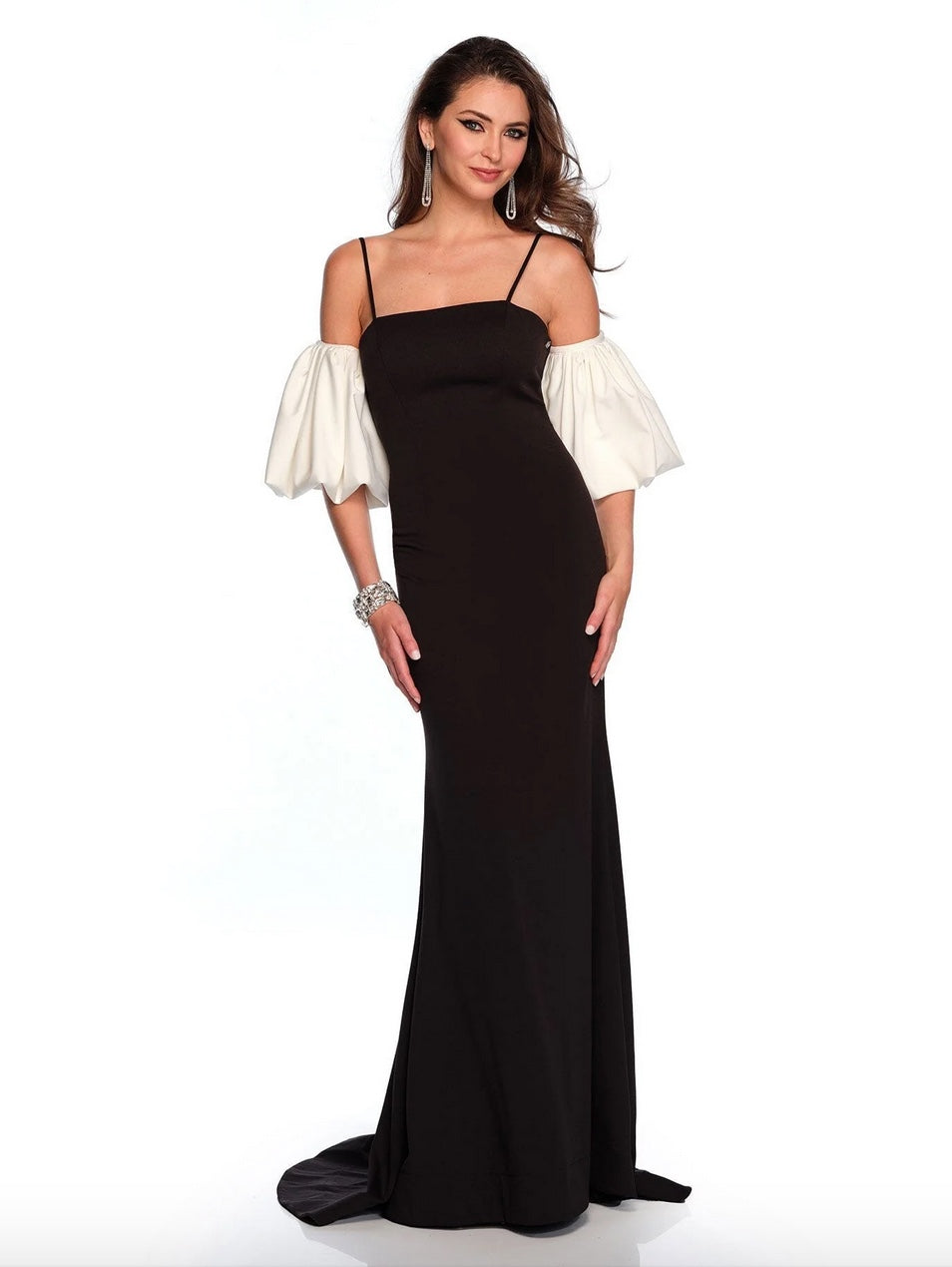 JERSEY FITTED OPTIONAL PUFF SLEEVE GOWN BLACK & WHITE SWEEPING TRAIN BY DAVE & JOHNNY NEW YORK 11368