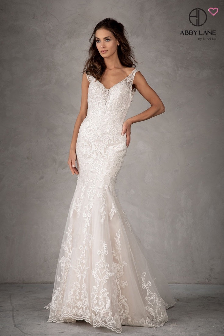 STUNNING FIT & FLARE MERMAID BRIDAL GOWN WITH LOW OPEN BACK COVERED BUTTONS V-NECK + LACE APPLIQUES TRUMPET SKIRT WITH TRAIN BY ABBY LANE 97107