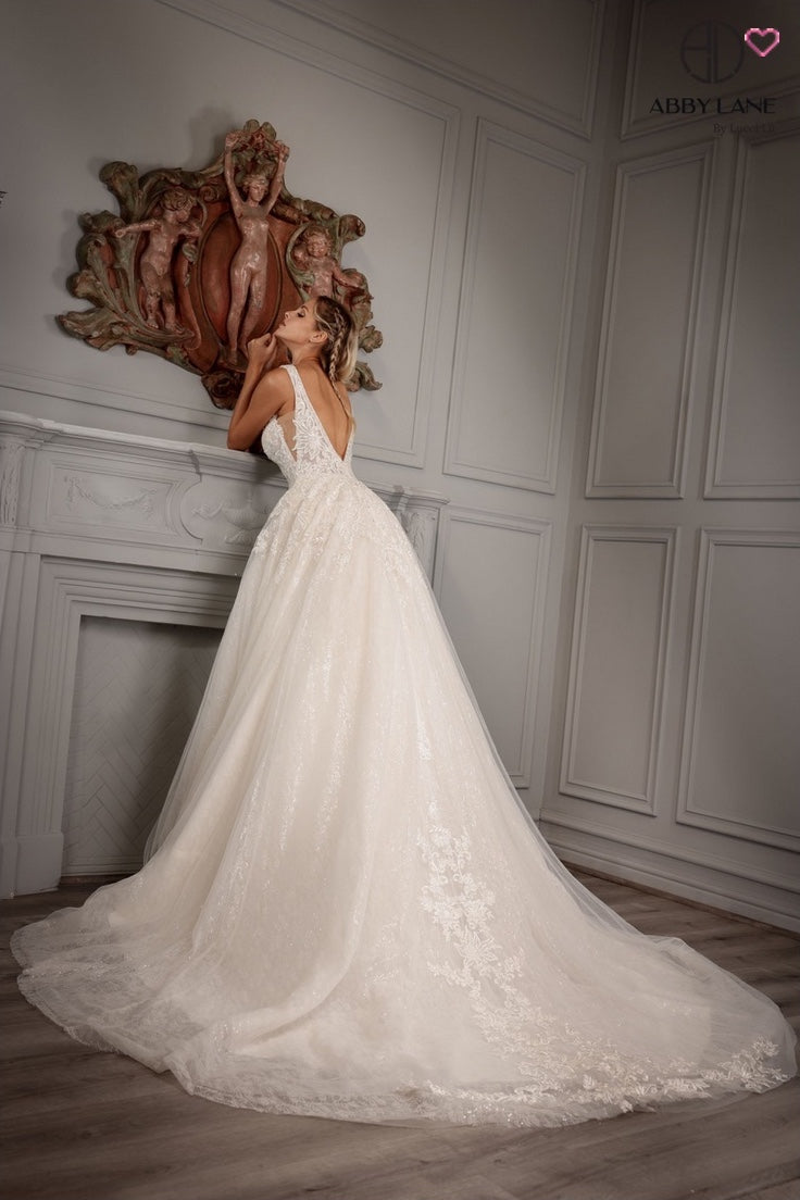 LACE EMBROIDERY APPLIQUE A-LINE TULLE SKIRT WITH SHIMMER UNDERLAY DEEP V-NECK OPEN V-BACK BY ABBY LANE 97161